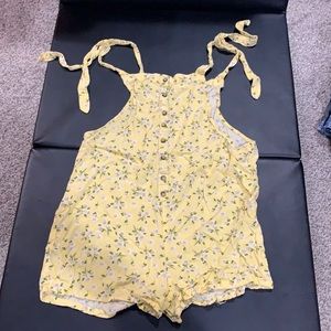 Cute Daisy Romper